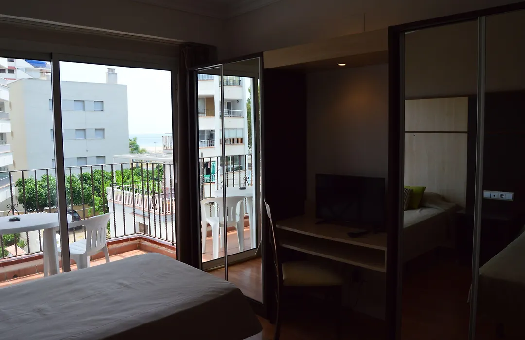 Hotel Comarruga Platja-1